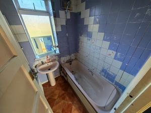 Photo 2- click for photo gallery